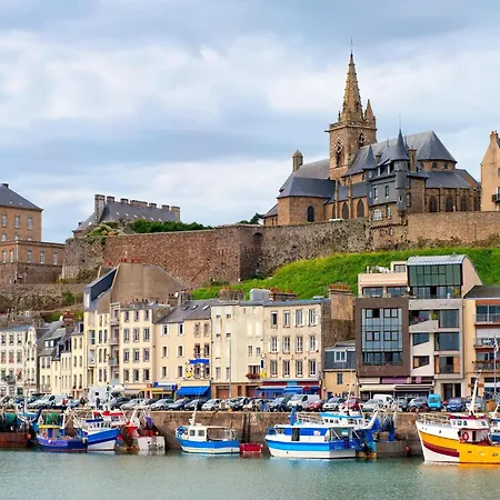 2 For A Large Family Or Group * Gouville-sur-Mer