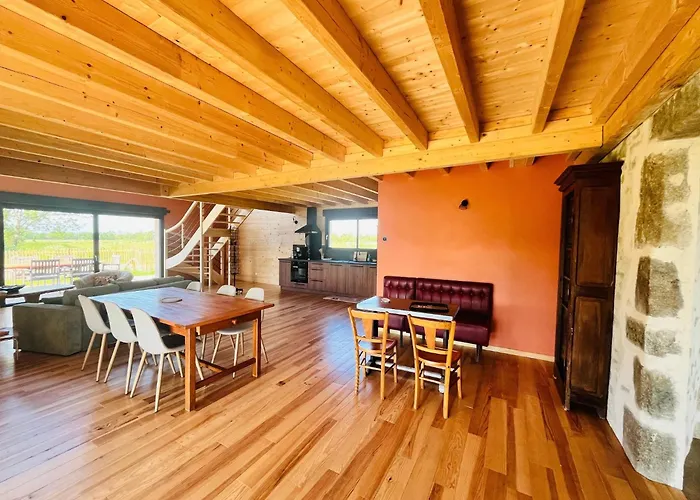 2 For A Large Family Or Group *